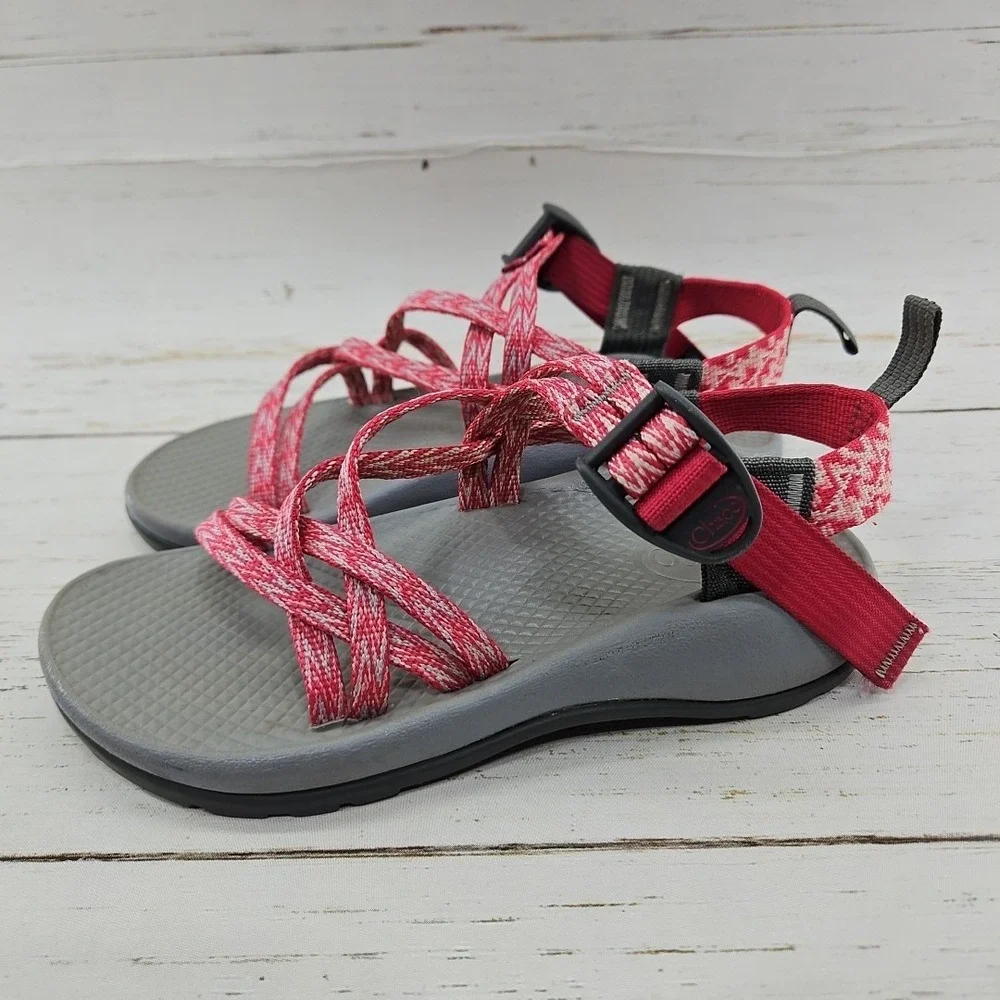 Chaco ZX/1 EcoTread Sport Sandals Girls‎ Youth 2 Pink Water Sandals Adjustable
